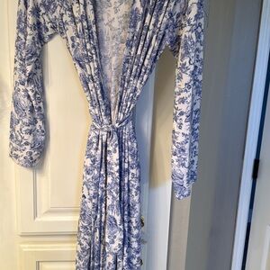 Posh Peanut Briar robe